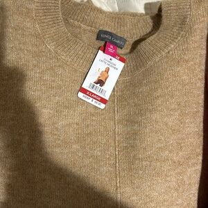 Crew neck long sleeve sweater